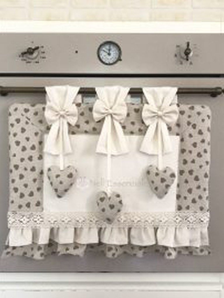 Copriforno in stile Essenzialchic con cuori marrone