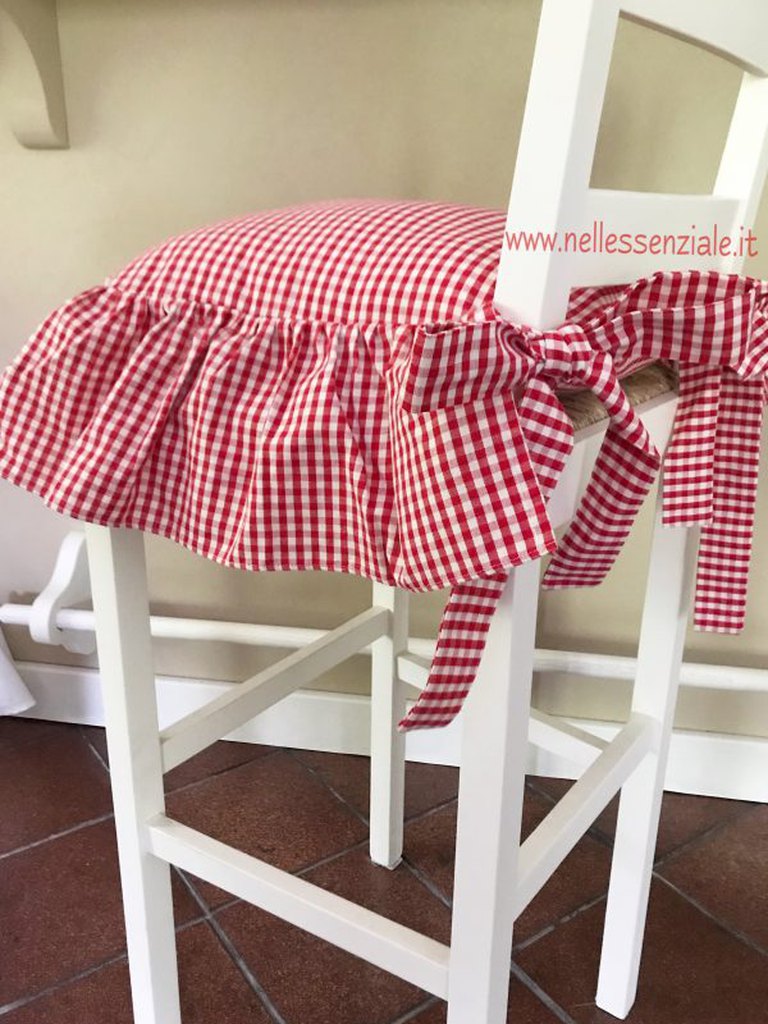 Cuscino country per sgabello rosso