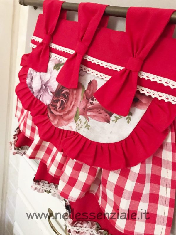 copriforno fiori country in rosso