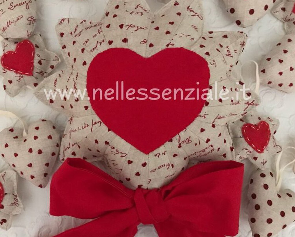 Stelle di Dresda natalizie in rosso