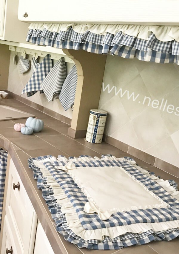 Coordinato cucina Country blu