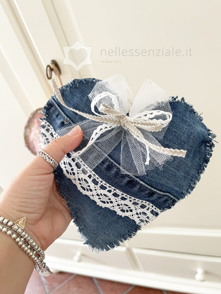 Tutorial cuore di jeans in stile shabby imbottito